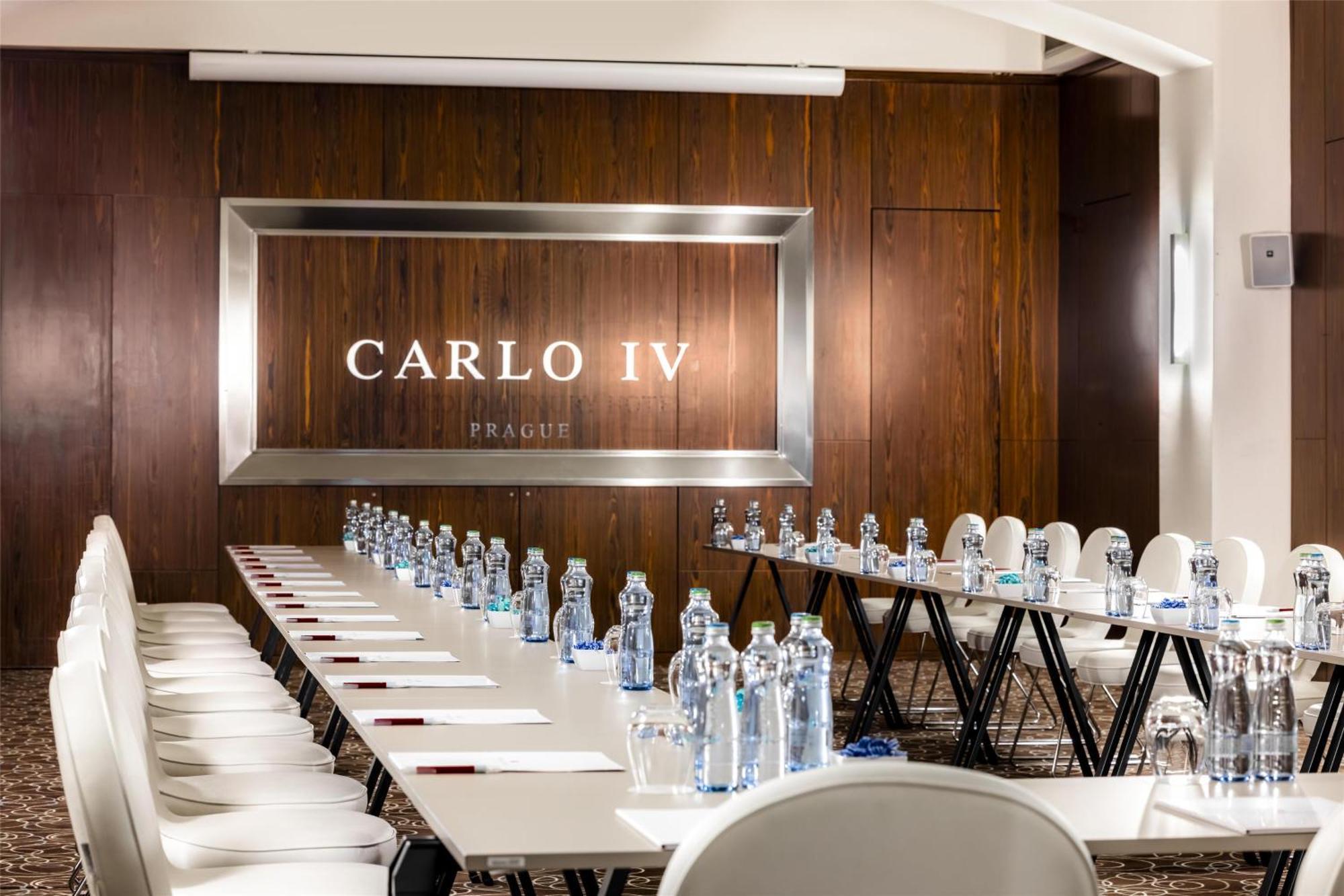 Nh Collection Carlo Iv Hotel 5*