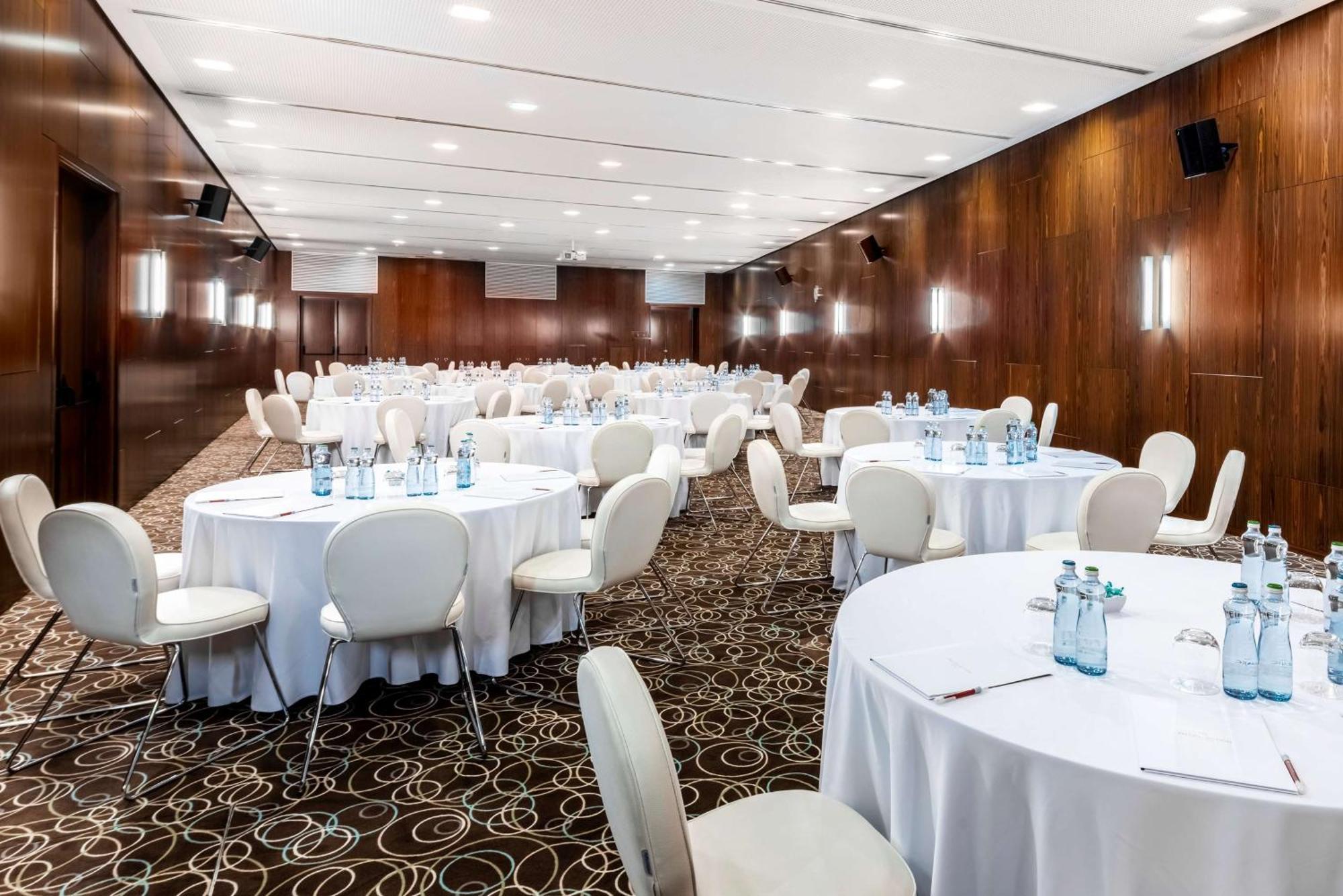 Hotel Nh Collection Carlo Iv Praga