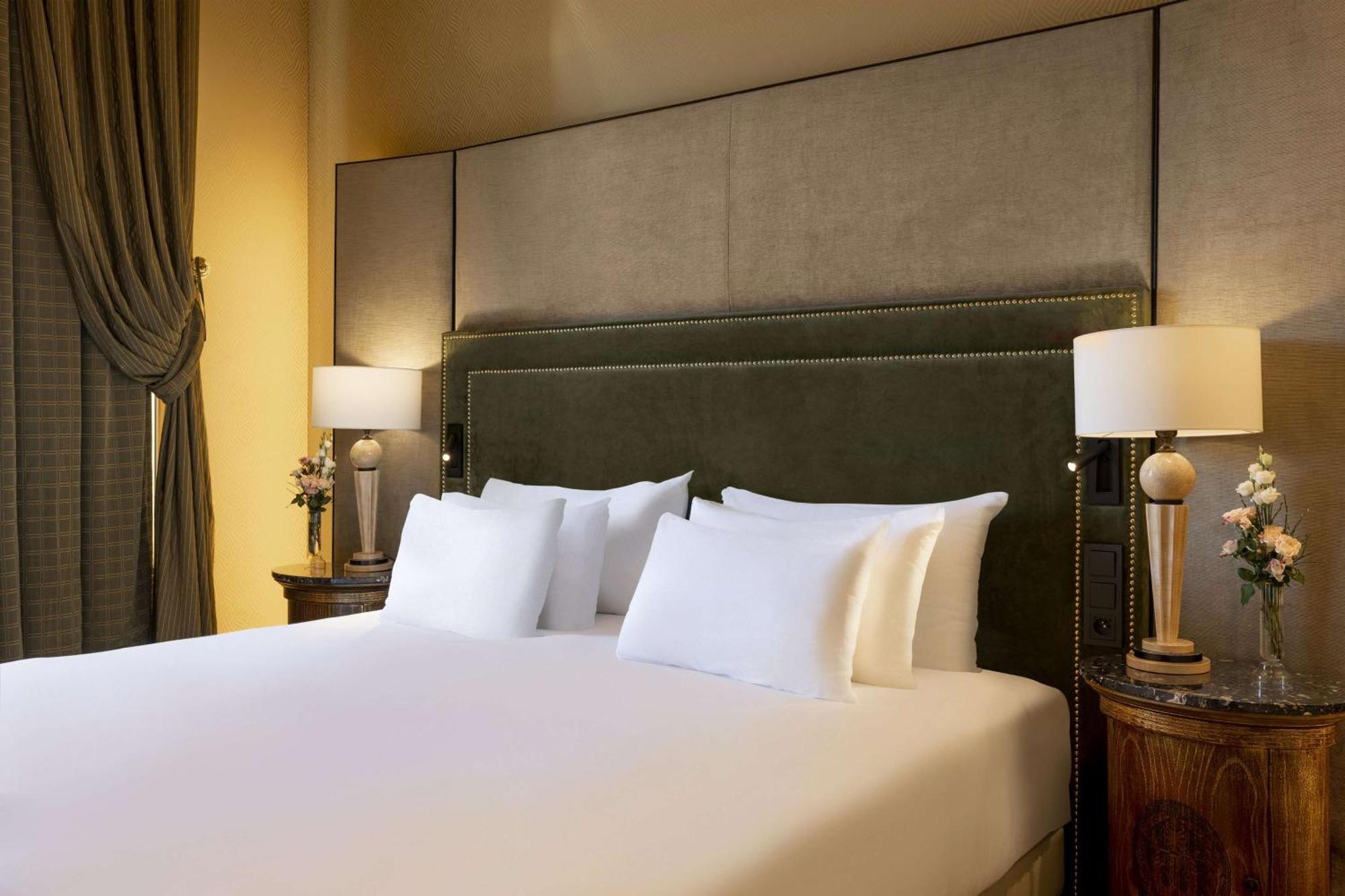 Nh Collection Carlo Iv Hotel Praag