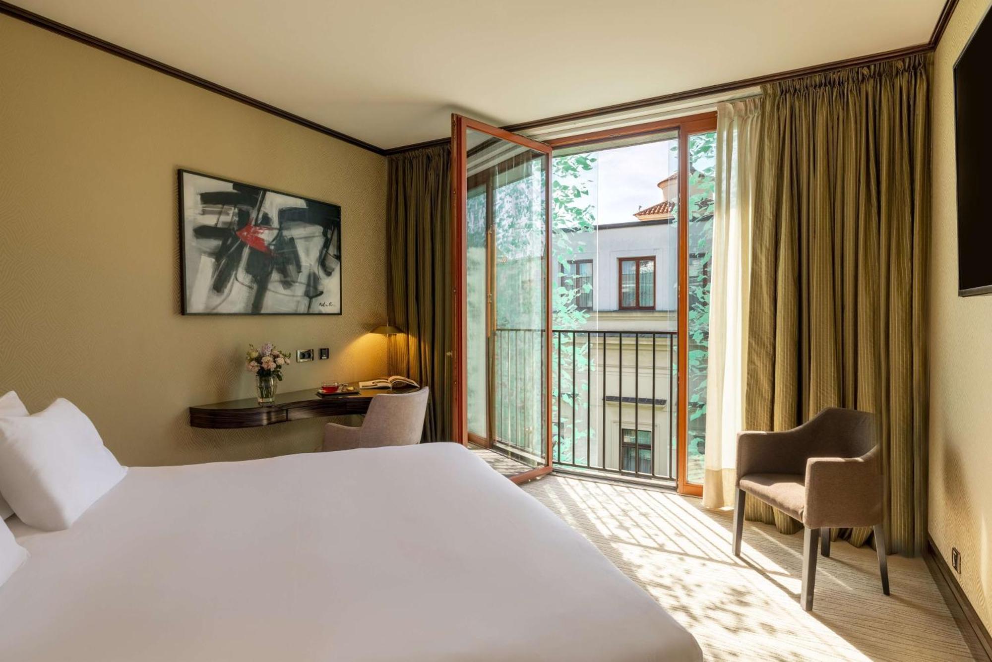 Nh Collection Carlo Iv Hotel Praag